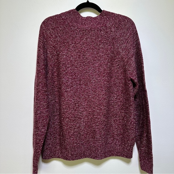 Denver Hayes | Marbled Summer Knit Sweater - Picture 6 of 7